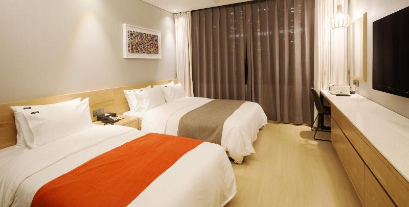 Gloucester Hotel Cheongju image