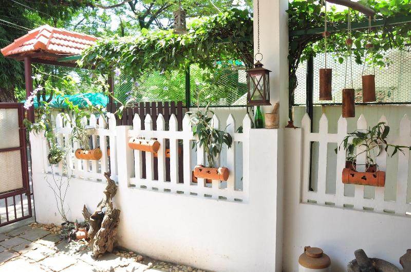 Reds Residency - Homestay image