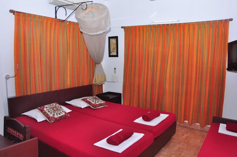 Reds Residency - Homestay image