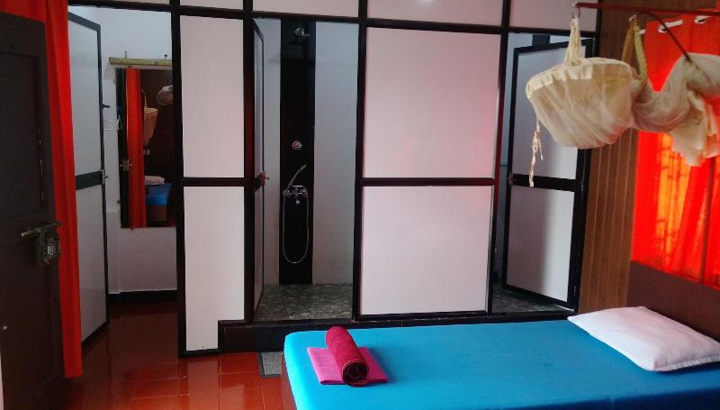 Reds Residency - Homestay image