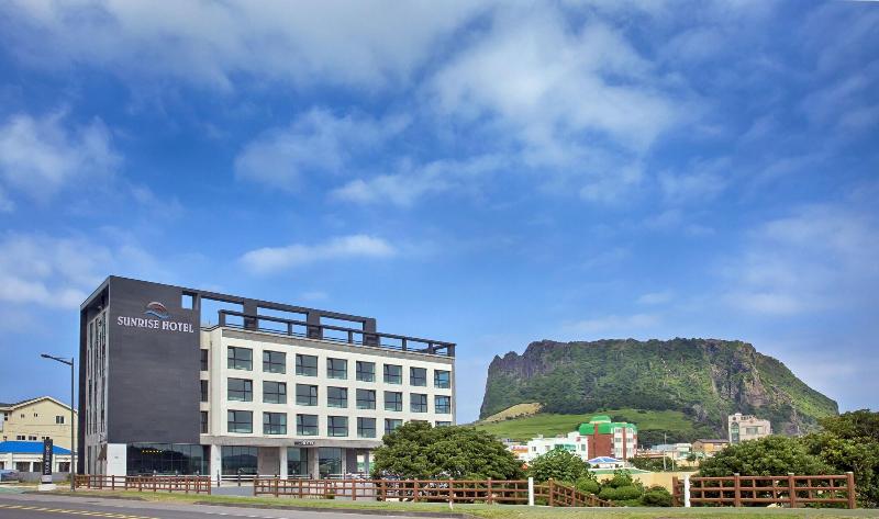 Sunrise Hotel Sungsan image