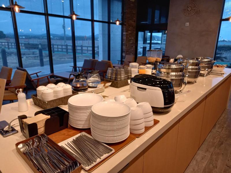 Sunrise Hotel Sungsan image