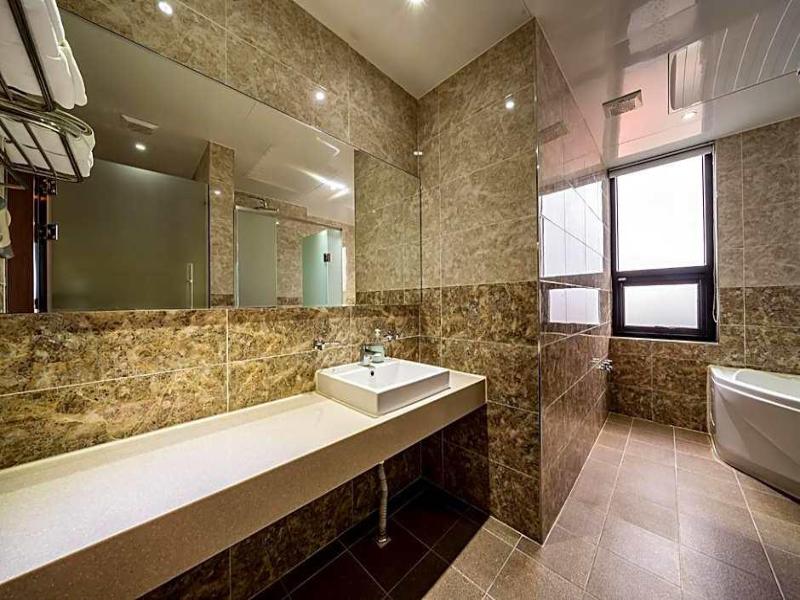 Sunrise Hotel Sungsan image