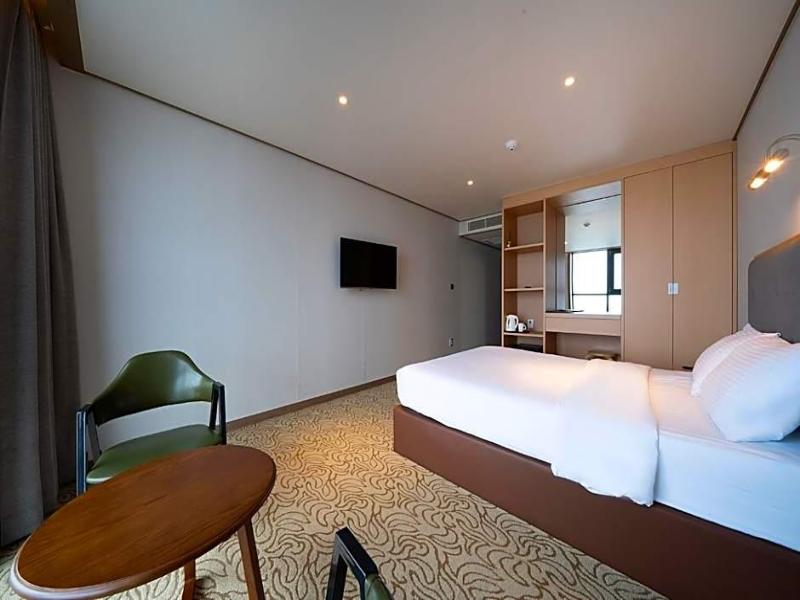 Sunrise Hotel Sungsan image