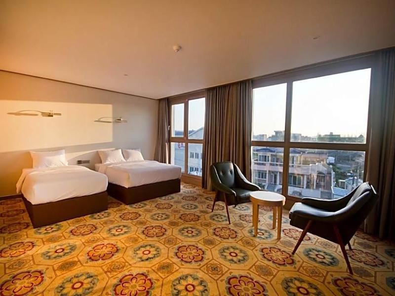 Sunrise Hotel Sungsan image
