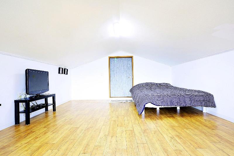 Jeju Beach House image