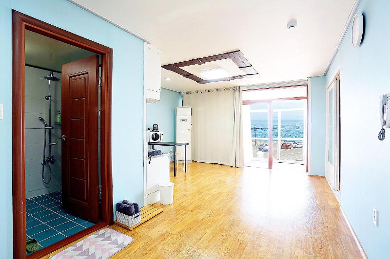 Jeju Beach House image