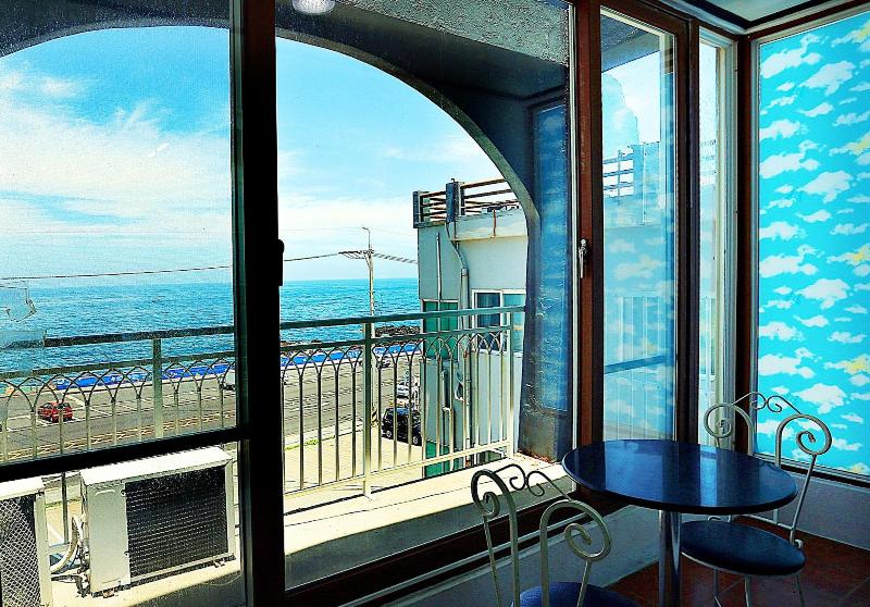Jeju Beach House image