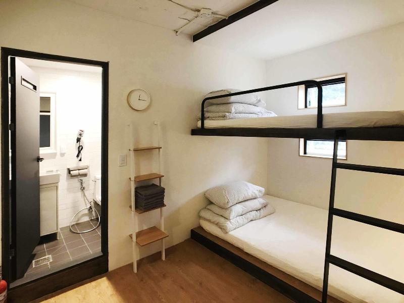 Seoul Cube Itaewon - Hostel image