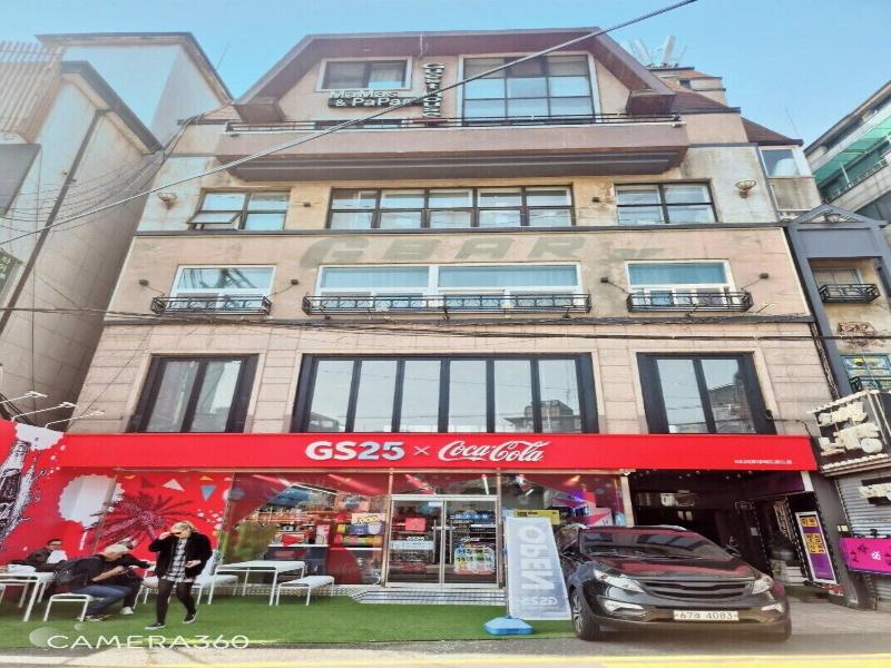 Mamas And Papas Guesthouse And Apartments In Seoul image