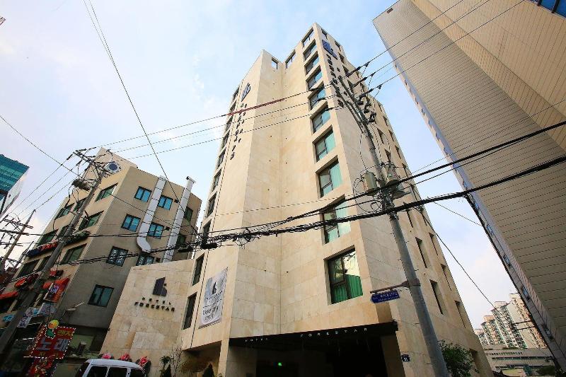 Forestar Hotel image