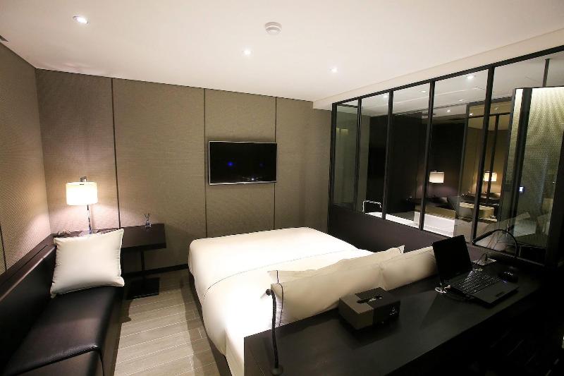 Forestar Hotel image