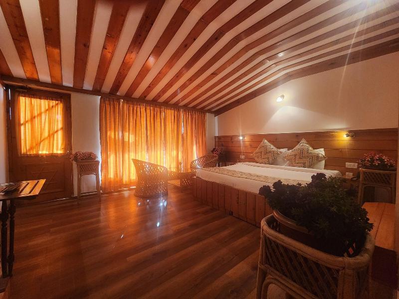 The Chalets Naldehra image
