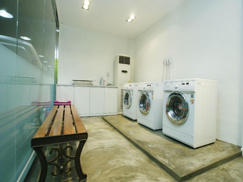 Nox Boutique Hotel image