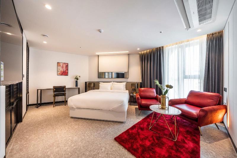 Hotel the Castle Sincheon image