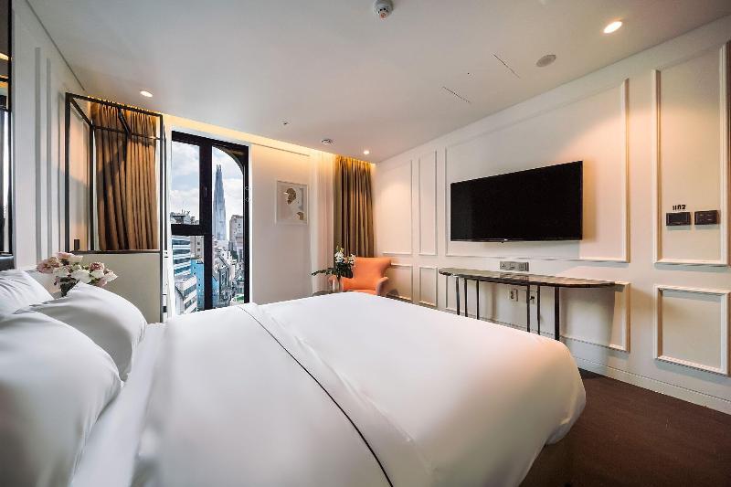 Hotel the Castle Sincheon image