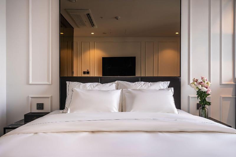 Hotel the Castle Sincheon image