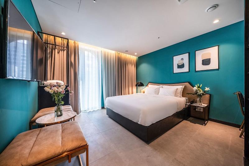 Hotel the Castle Sincheon image