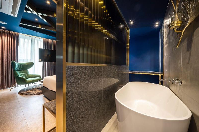 Hotel the Castle Sincheon image