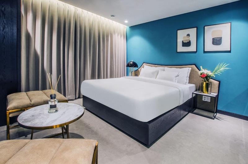 Hotel the Castle Sincheon image