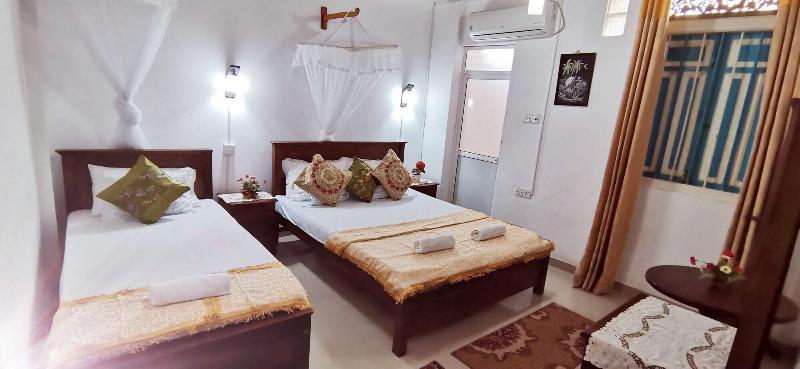Southern Comforts-Galle Fort image