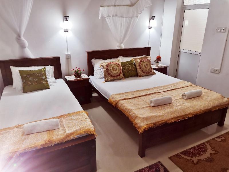 Southern Comforts-Galle Fort image