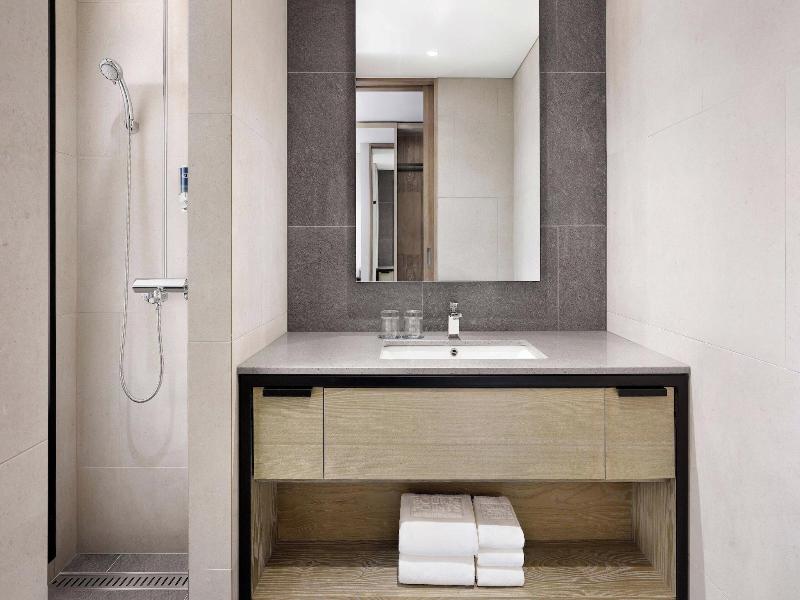 Four Points by Sheraton Seoul, Myeongdong image