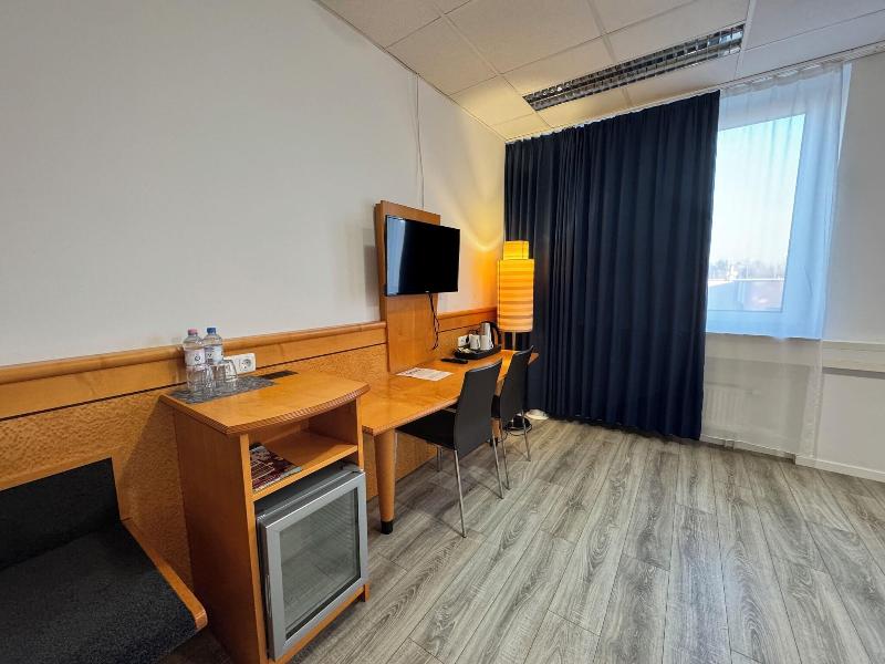 Parkhotel Viktoria image