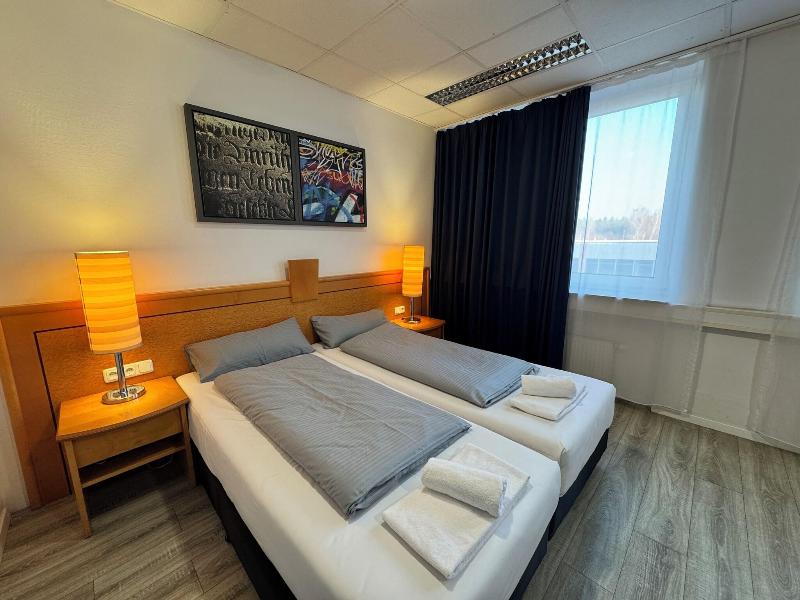 Parkhotel Viktoria image