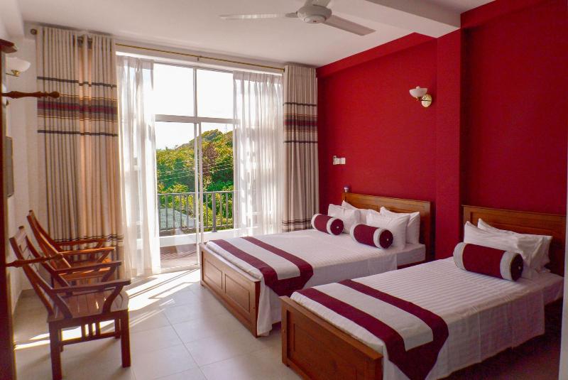 Villa Baywatch Rumassala image