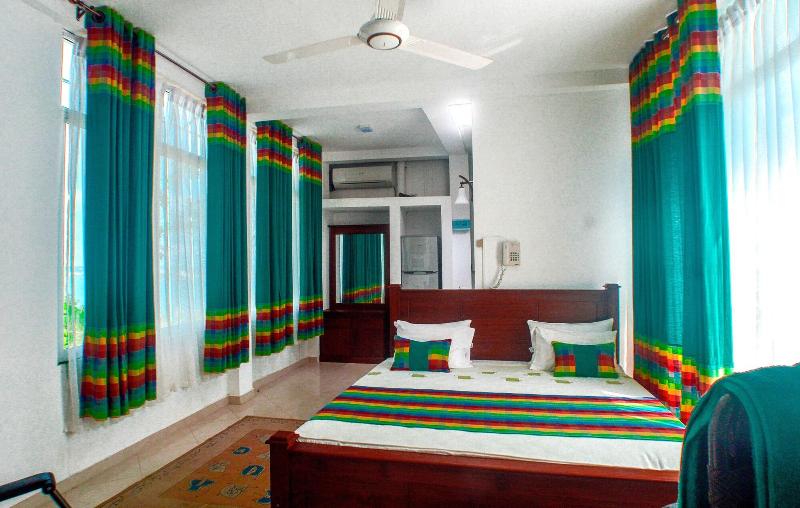 Villa Baywatch Rumassala image