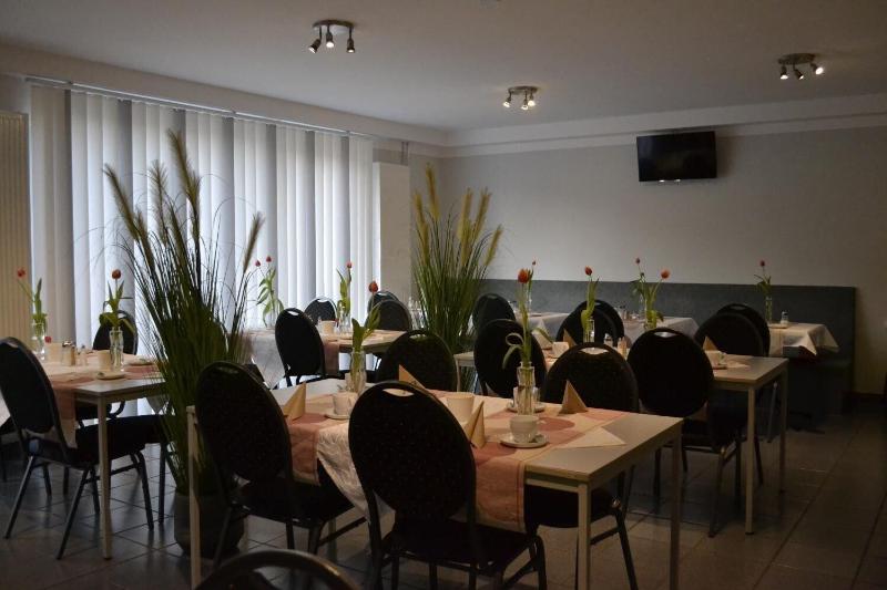 Hotel Cafe Galerie image