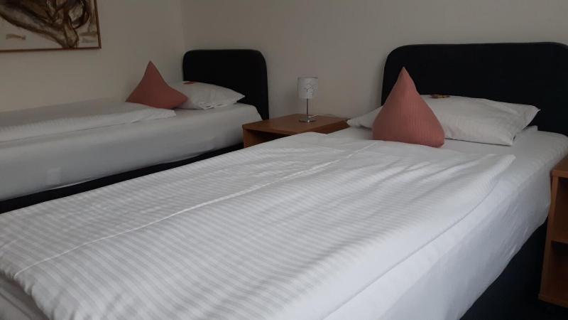 Hotel Cafe Galerie image