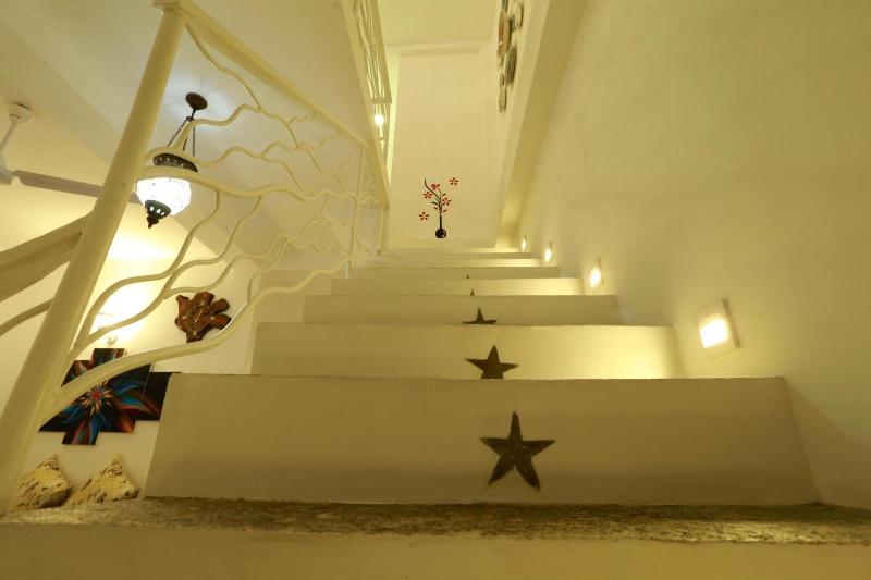 Fort Heaven image