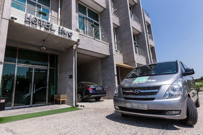 Hotel Hue Loft image
