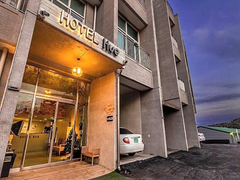 Hotel Hue Loft image