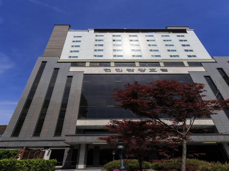 Hyunjin Tourist Hotel