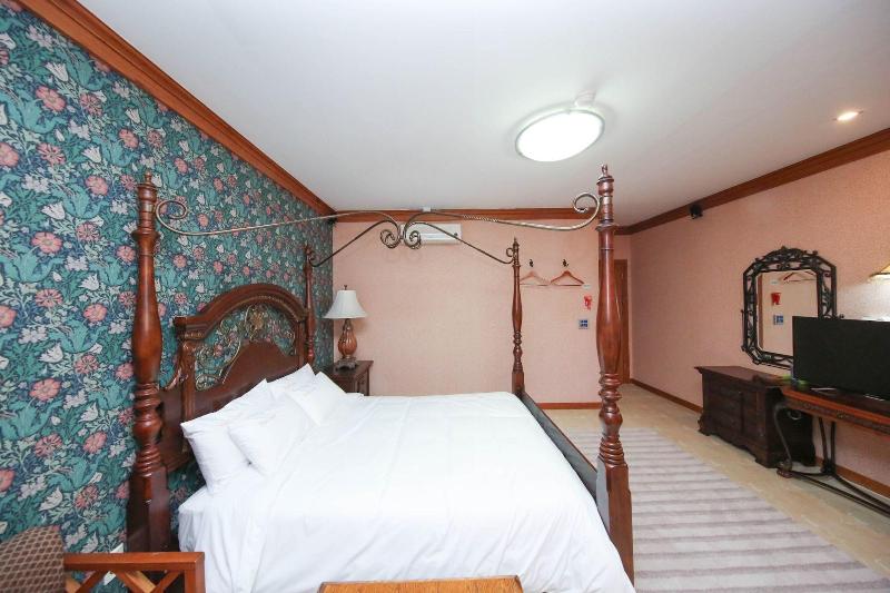 Suanbo Hotel Screen image