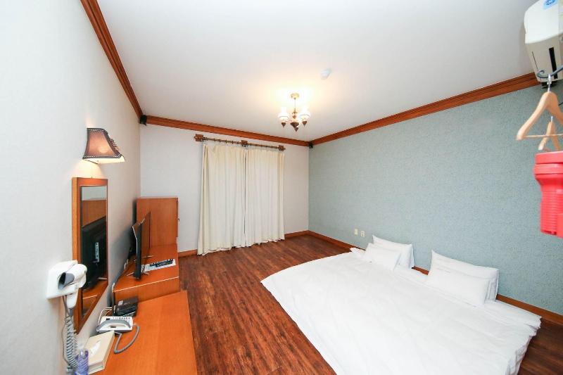 Suanbo Hotel Screen image