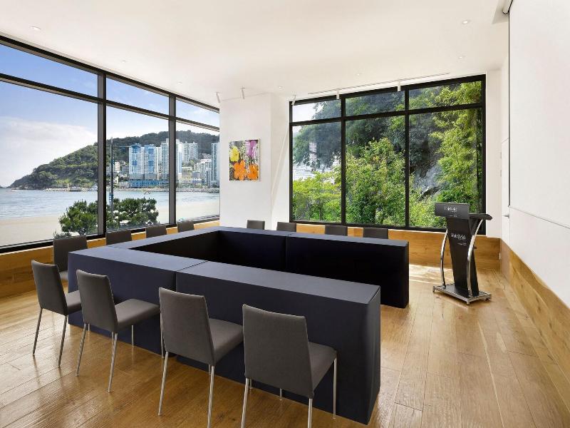 Fairfield By Marriott Busan Songdo Beach image