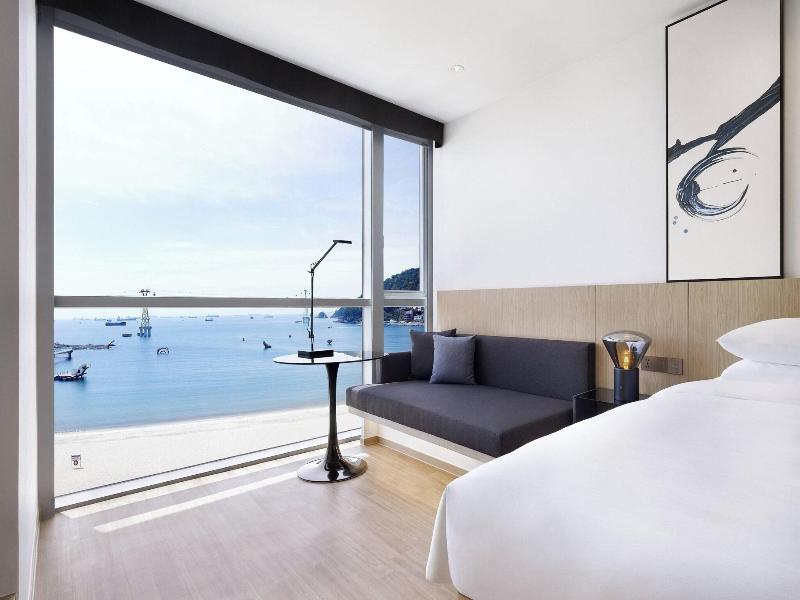 Fairfield By Marriott Busan Songdo Beach image