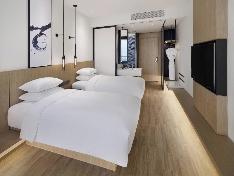 Fairfield By Marriott Busan Songdo Beach image