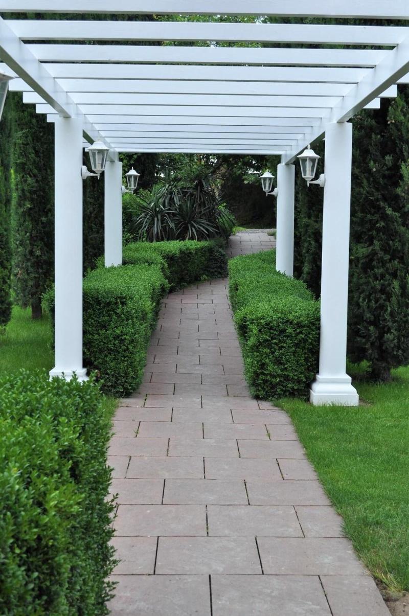 Hotel-Restaurant Winzergarten image