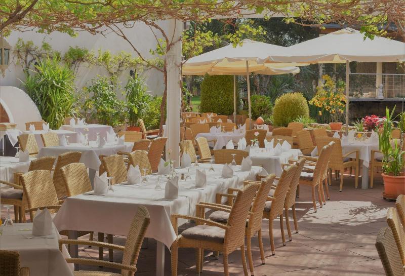Hotel-Restaurant Winzergarten image