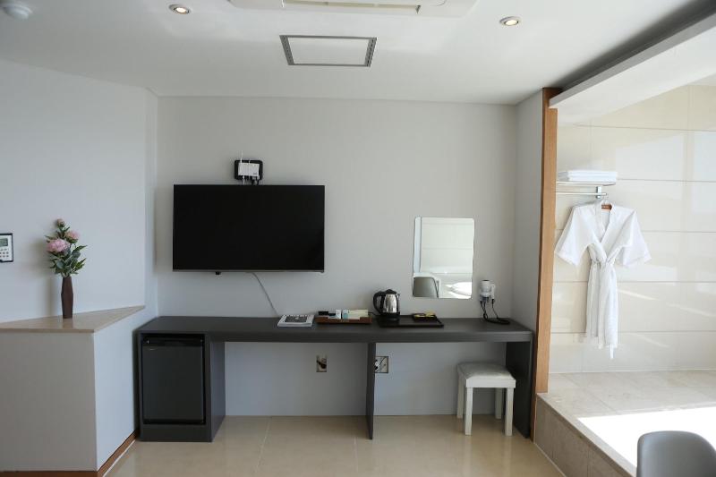 Sangsang Hotel image