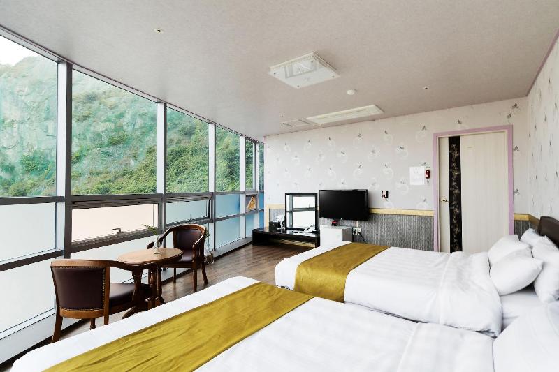 Odongdo Hotel image