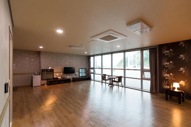 Odongdo Hotel image