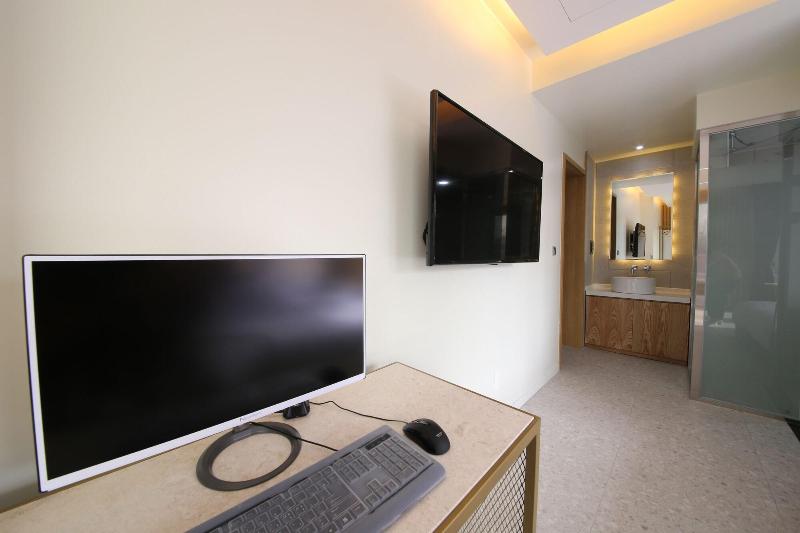 Divine Hotel image