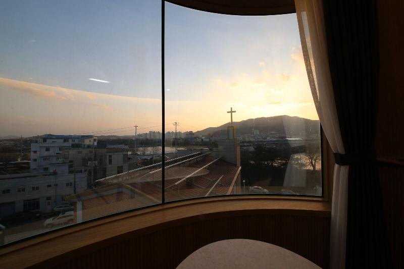 Divine Hotel image