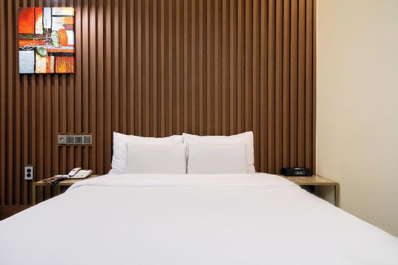Divine Hotel image